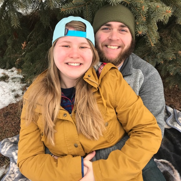 Welcome to Anna and Garrett’s Closet! - Picture 2 of 5